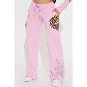 NWOT Ed Hardy Tiger Roar Pant - Pink